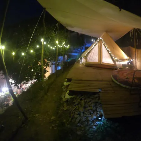 Luxe tent La Valle Degli Orti La Spezia